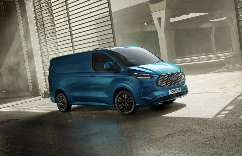 FORD TRANSIT CUSTOM 280 L1 DIESEL FWD 2.0 EcoBlue 136ps H1 Van Limited Auto